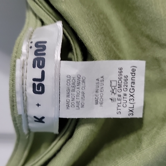 Dress, Dolman sleeves - Picture 8 of 8